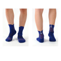 2020 Großhandel gestreifte Modebuchs Socken für Männer Casual Fashion Plain Sport Socken